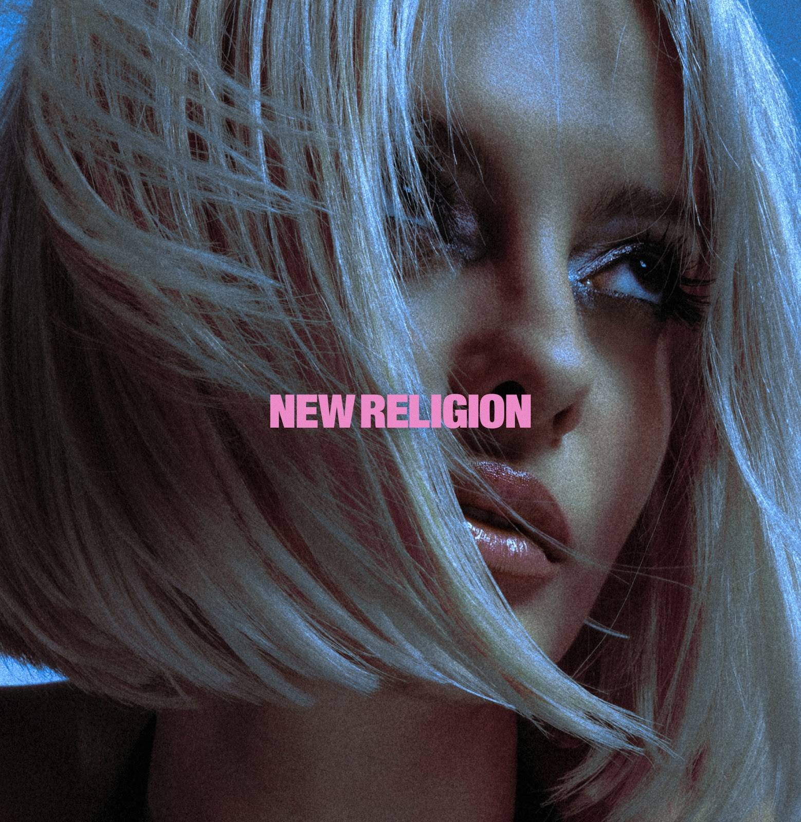 Bebe Rexha apresenta “New Religion”, single inspirado em clássico do Faithless