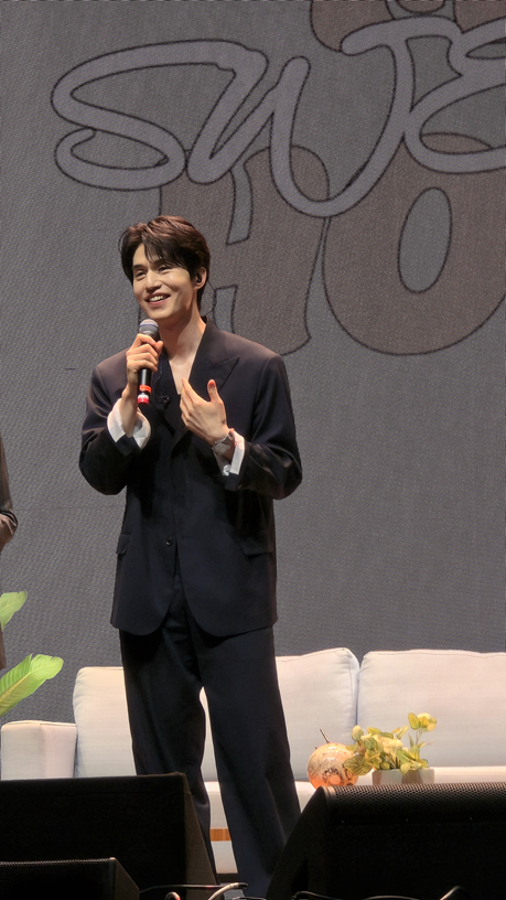 Lee Dong-wook em fanmeeting em São Paulo - crédito da foto: Fla Carvalho